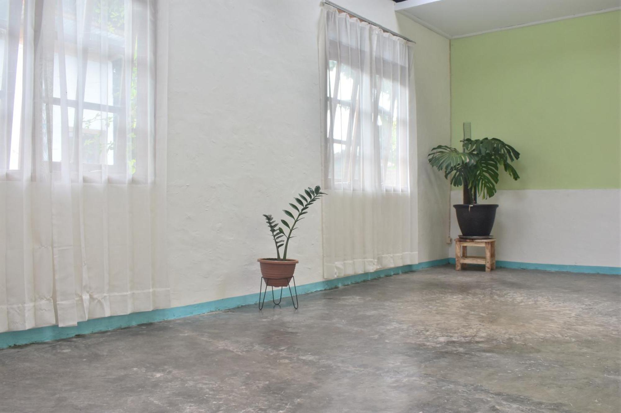 Mama'S Homestay Ruteng Exterior photo